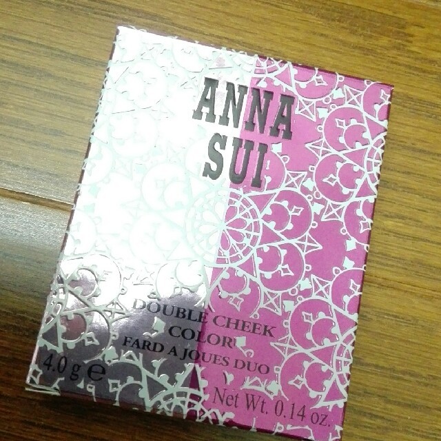 ANNA SUI(アナスイ)のアナスイ　ダブルチークカラー01 コスメ/美容のベースメイク/化粧品(チーク)の商品写真