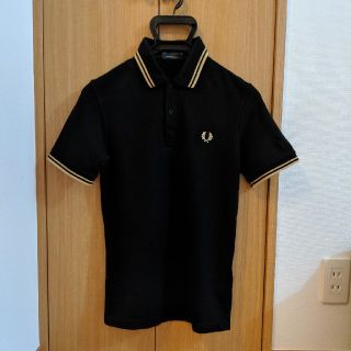 フレッドペリー(FRED PERRY)のFRED PERRY　ポロシャツ　黒　ブラック(ポロシャツ)