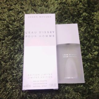 イッセイミヤケ(ISSEY MIYAKE)のロードイッセイプールオム☆箱付き(香水(男性用))