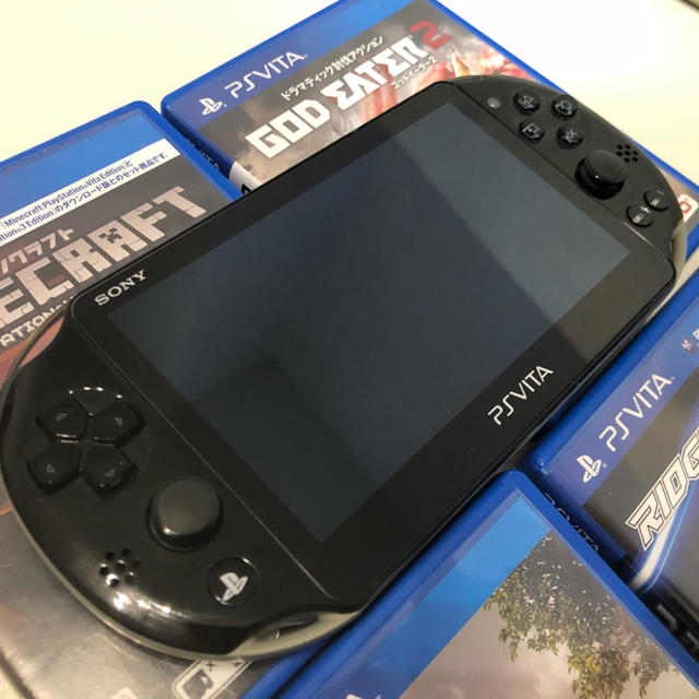 PSP Vita本体（PCH-2000）ソフト付き 2