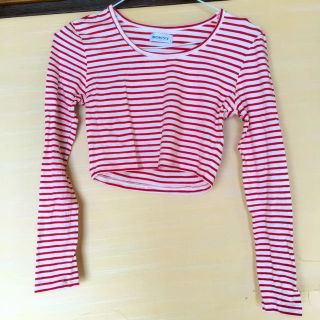 ウィゴー(WEGO)のショート丈ボーダートップス(Tシャツ(長袖/七分))