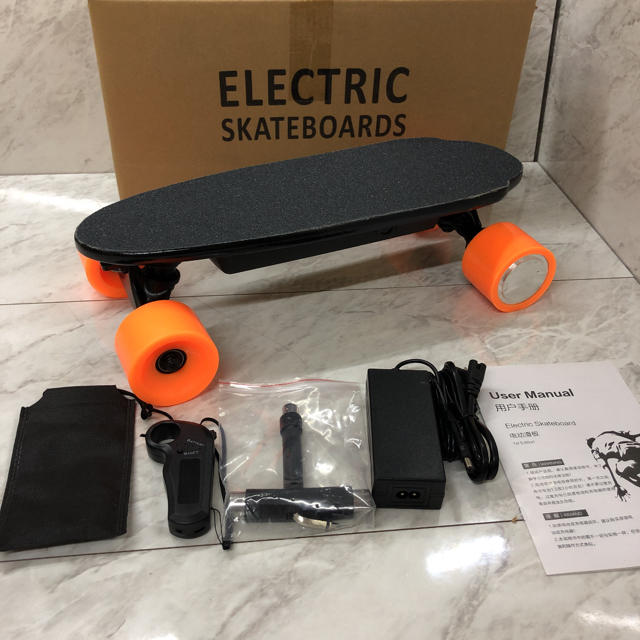 売れ済公式店 エレクトリック 電動スケートボード 新品未開封