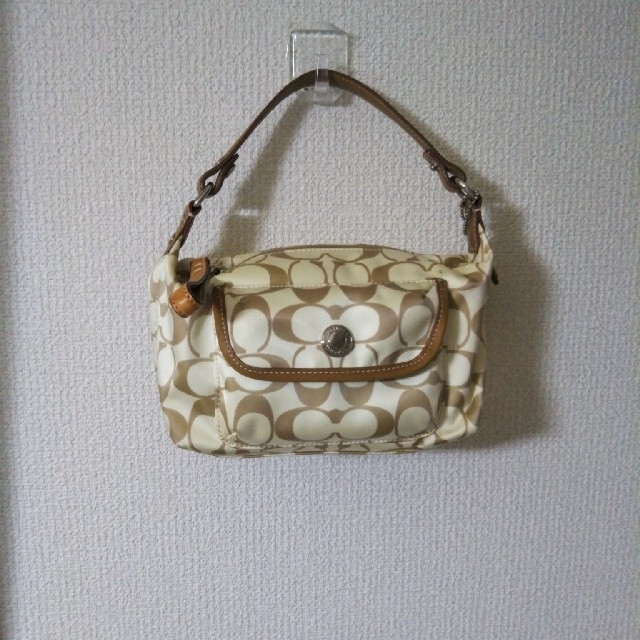 COACH(コーチ)のみっちやまあ様専用。コーチミニハンドバッグ レディースのバッグ(ハンドバッグ)の商品写真