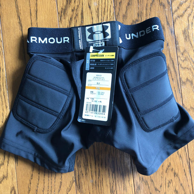 UNDER ARMOUR(アンダーアーマー)の美品 アンダーアーマー パンツ スポーツ/アウトドアのトレーニング/エクササイズ(トレーニング用品)の商品写真