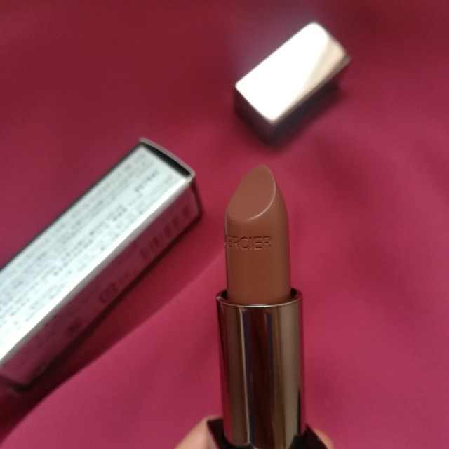 laura mercier(ローラメルシエ)のローラメルシエ　エッセンシャル　シルキークリームリップスティック　05 コスメ/美容のベースメイク/化粧品(口紅)の商品写真