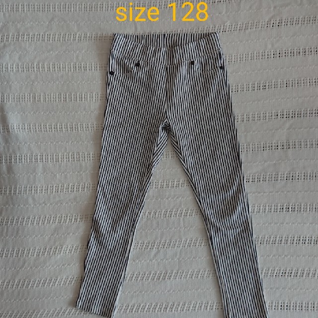 ZARA KIDS(ザラキッズ)のハム♪様専用 ZARA レギパン 128 キッズ/ベビー/マタニティのキッズ服女の子用(90cm~)(パンツ/スパッツ)の商品写真