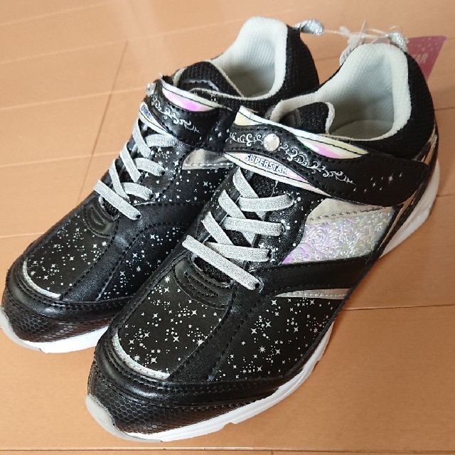 SUPERSTAR(スーパースター)の新品 スニーカー 21.0EE 女の子  ムーンスター  スーパースター キッズ/ベビー/マタニティのキッズ靴/シューズ(15cm~)(スニーカー)の商品写真