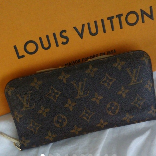 レディースLOUIS VUITTON ポルトフォイユアンソリット ジッピー 長財布