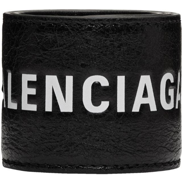 Balenciaga(バレンシアガ)のバレンシアガ 羊革ラムレザーブレスレット ロゴ ブラック 黒 メンズのアクセサリー(ブレスレット)の商品写真