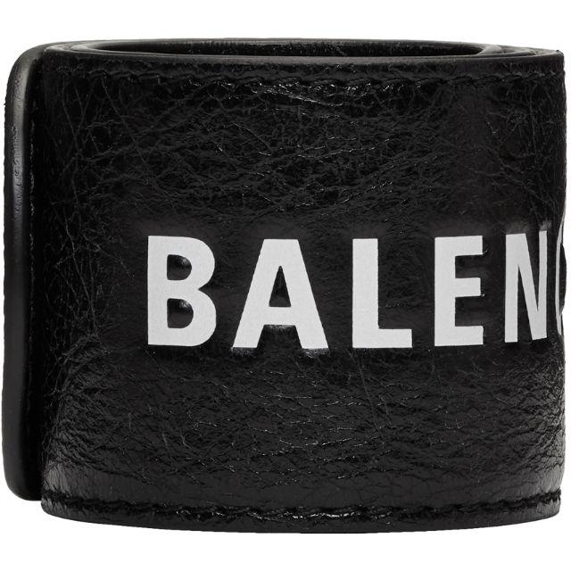 Balenciaga(バレンシアガ)のバレンシアガ 羊革ラムレザーブレスレット ロゴ ブラック 黒 メンズのアクセサリー(ブレスレット)の商品写真