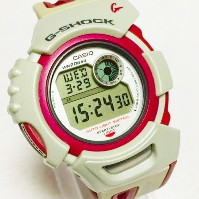 稀少！ファミコンカラー G-LIDE DWX-100-4AT G-SHOCK