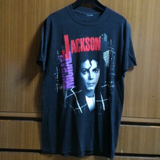 マイケル・ジャクソン　T-shirt エンタメ/ホビーのタレントグッズ(ミュージシャン)の商品写真