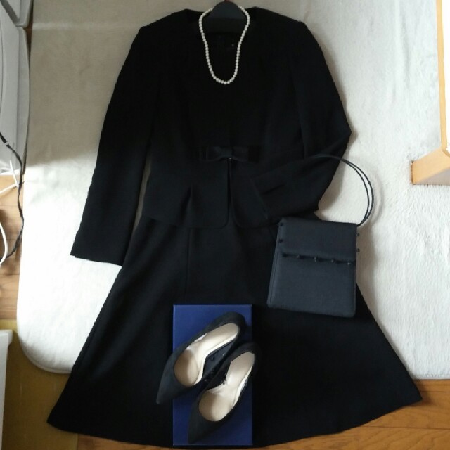 ブラックフォーマル5号プチサイズ　他一式4点セット レディースのフォーマル/ドレス(礼服/喪服)の商品写真