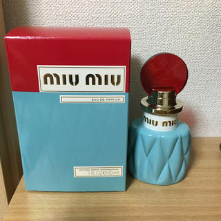 ミュウミュウ(miumiu)のミュウミュウ MIU MIU オードパルファム 30ml(香水(女性用))