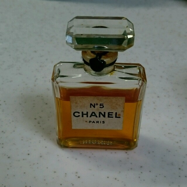 CHANEL - CHANEL香水 No.5の通販 by nicole's shop｜シャネルならラクマ