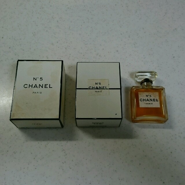 CHANEL - CHANEL香水 No.5の通販 by nicole's shop｜シャネルならラクマ