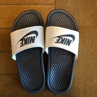 ナイキ(NIKE)のナイキ ベナッシ(サンダル)