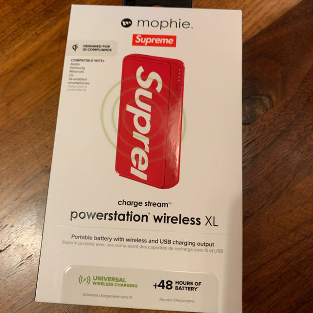 バッテリー/充電器Supreme mophie® powerstation wireless XL