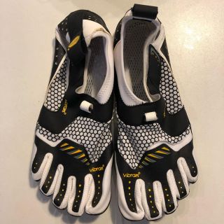 ビブラム(vibram)のVibram FiveFingers/W38(23.8cm)(スニーカー)