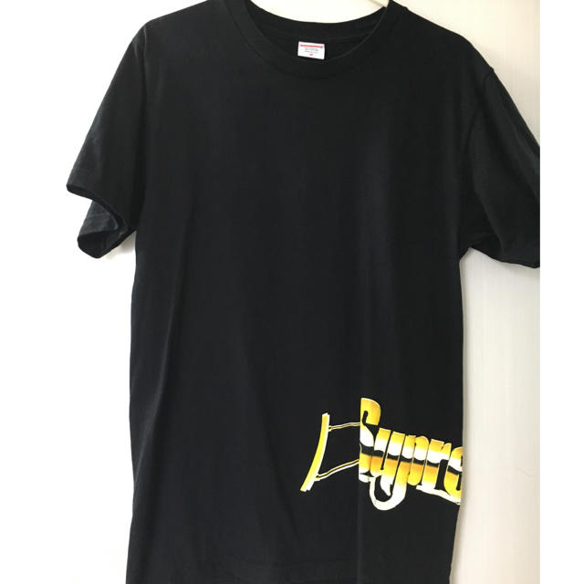 Supreme Tシャツ