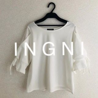 イング(INGNI)のINGNI イング なし地ポンチ袖われチュールキャンディー袖TOPS(カットソー(半袖/袖なし))