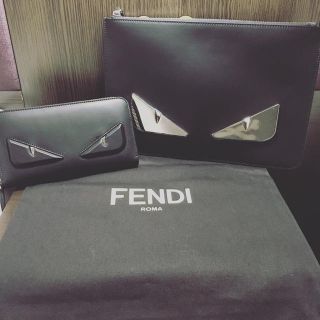 フェンディ(FENDI)のFendi クラッチバックと財布(セカンドバッグ/クラッチバッグ)