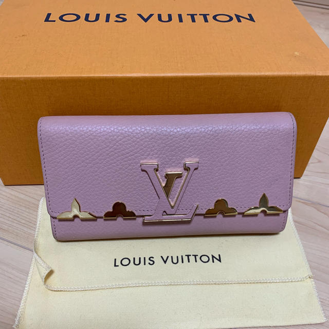 LOUIS VUITTON(ルイヴィトン)のルイヴィトン カプシーヌ レディースのファッション小物(財布)の商品写真