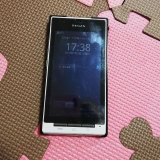 トウシバ(東芝)のお値下げ♡au IS04 REGZA PHONE ホワイト ケース付(スマートフォン本体)