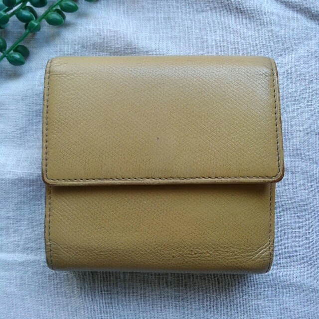CHANEL(シャネル)のCHANEL　ココボタン  三つ折り財布 レディースのファッション小物(財布)の商品写真