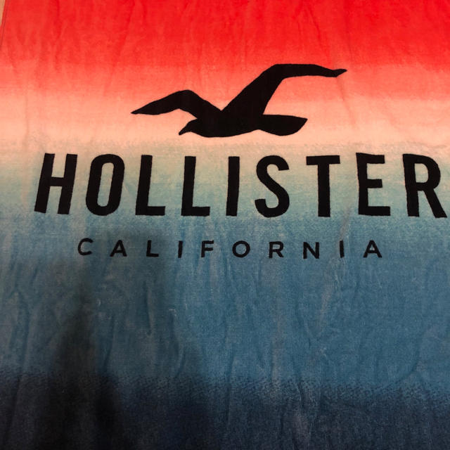 Hollister(ホリスター)のHOLLISTER アメリカ限定🇺🇸 ビーチタオル 新品未使用 インテリア/住まい/日用品の日用品/生活雑貨/旅行(タオル/バス用品)の商品写真