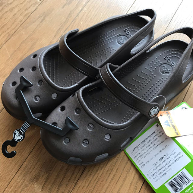 crocs(クロックス)の新品☆クロックスサンダル レディースの靴/シューズ(サンダル)の商品写真