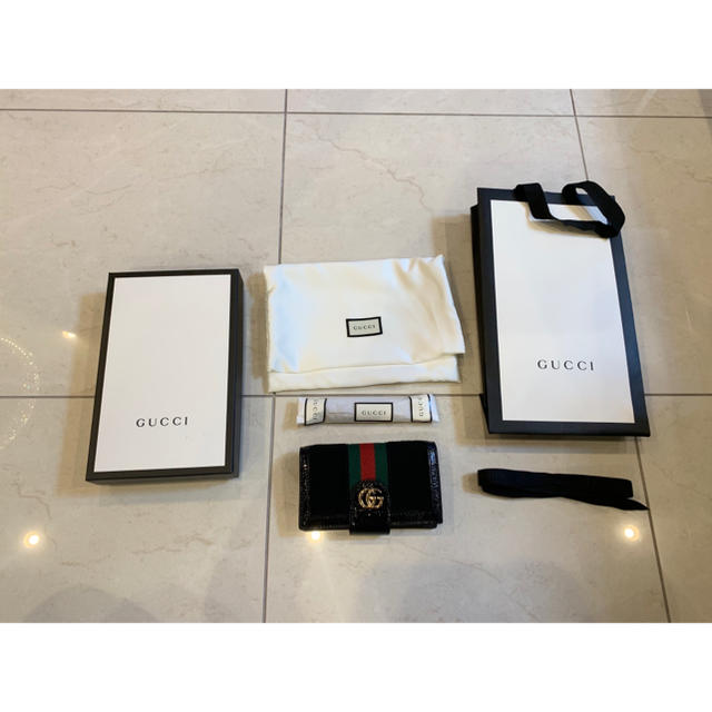 Gucci - 新品 gucci iPhoneケース スマホケースの通販