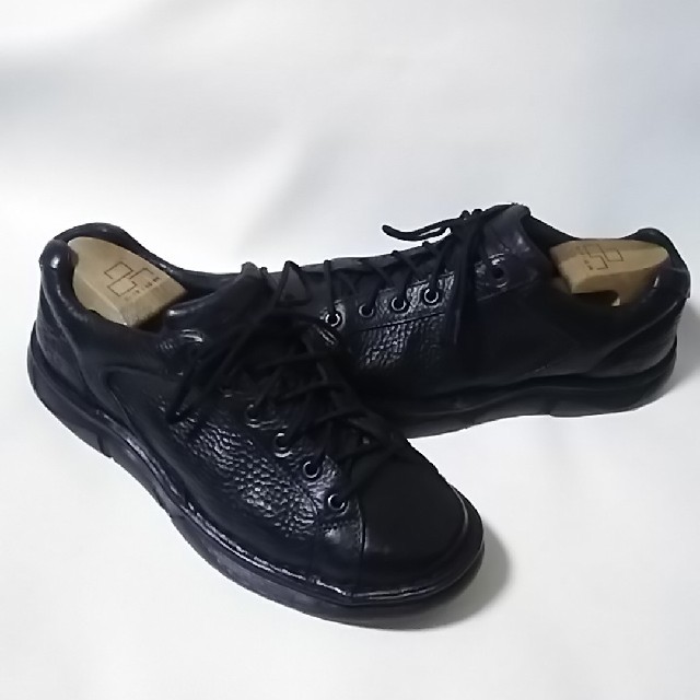 Dr.Martens(ドクターマーチン)の希少海外限定!ドクターマーチン高級ダッドスニーカー人気の黒！ メンズの靴/シューズ(スニーカー)の商品写真