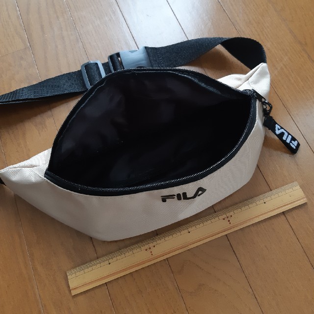 FILA(フィラ)のフィラ❤️ボディーバッグ レディースのバッグ(ボディバッグ/ウエストポーチ)の商品写真