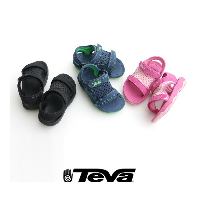 Teva(テバ)のテバ キッズサンダル　黒 キッズ/ベビー/マタニティのベビー靴/シューズ(~14cm)(サンダル)の商品写真