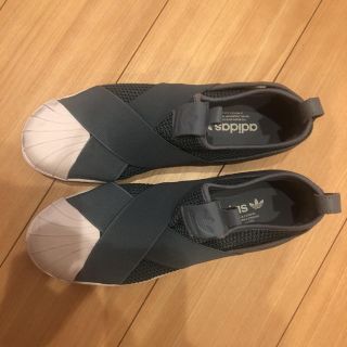 アディダス(adidas)のadidas スニーカー(スニーカー)