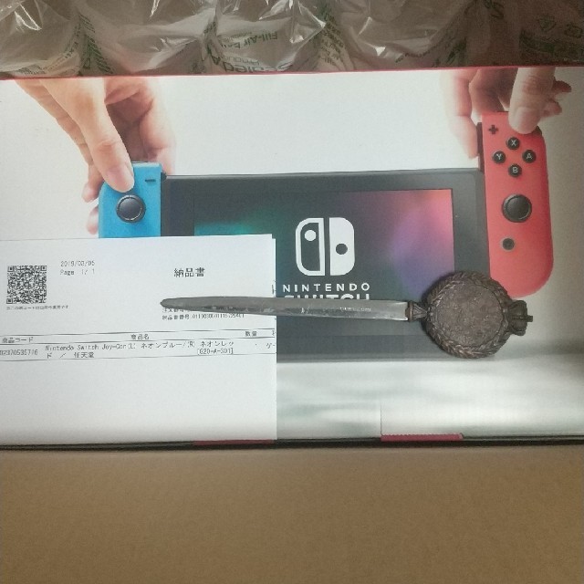 2019/7購入★新品★ Nintendo Switch 
ネオンブルー