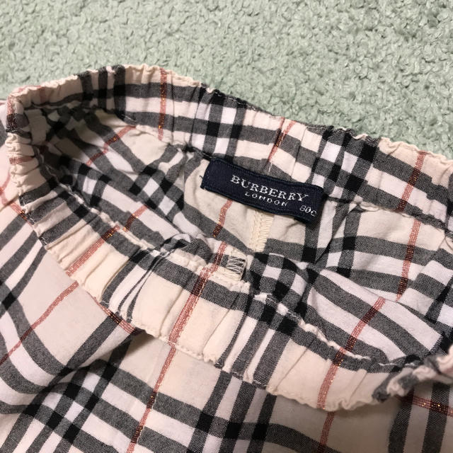 BURBERRY(バーバリー)の【新品未着用】BURBERRY LONDON キッズパンツ キッズ/ベビー/マタニティのベビー服(~85cm)(パンツ)の商品写真