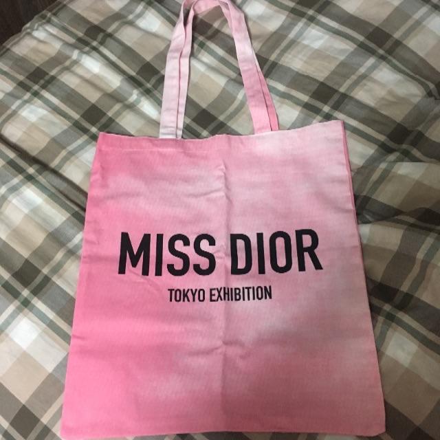 Dior(ディオール)の【非売品】ディオール展限定トートバッグ レディースのバッグ(トートバッグ)の商品写真