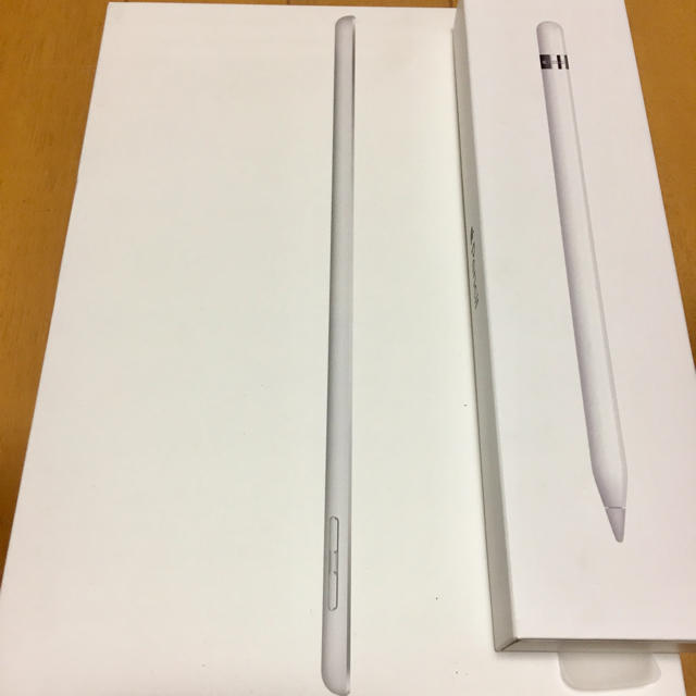 タブレットApple Pencil付き！ipad9.7インチ 2018wifiモデル