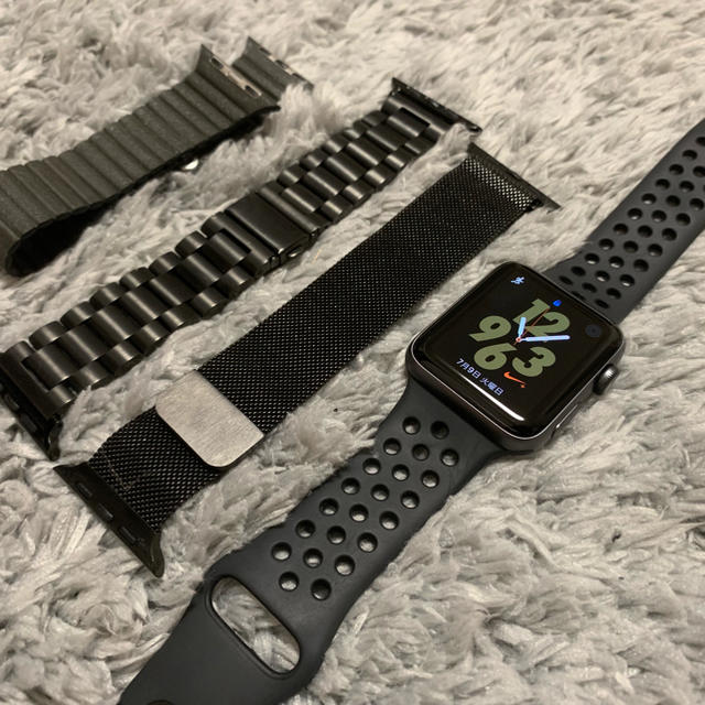 Apple Watch Nike+ 42mm スペースグレイアルミニウムケースのサムネイル