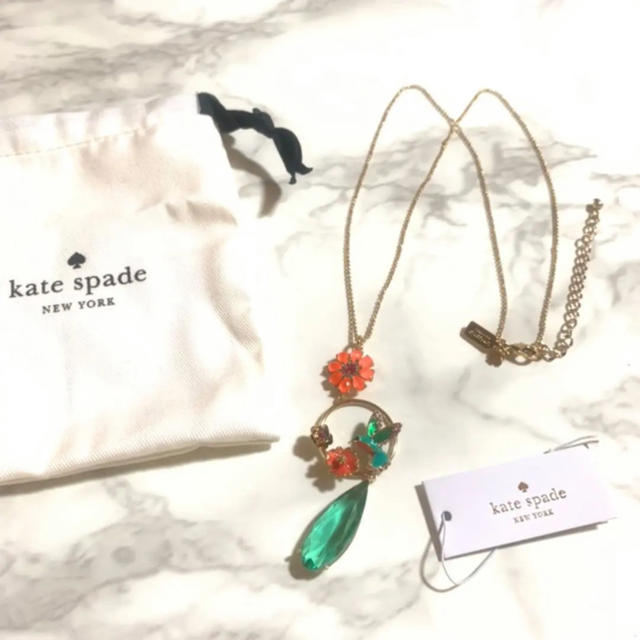 kate spade new york(ケイトスペードニューヨーク)の最終値下げ中♡ レア 新品 ケイトスペード ハチドリ ロング ネックレス ♡ レディースのアクセサリー(ネックレス)の商品写真