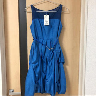 ルスーク(Le souk)の【タグ付き未使用品】LE SOUK バルーン裾ドレス ブルー(ミディアムドレス)
