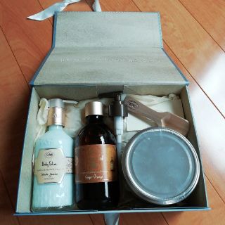 サボン(SABON)のmiii様専用 SABON ボディローション ボディスクラブ シャワージェル(バスグッズ)