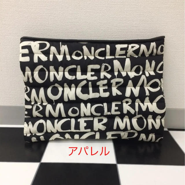 MONCLER(モンクレール)の新品 2019SS MONCLER モンクレール グラフィティロゴクラッチバッグ レディースのバッグ(クラッチバッグ)の商品写真