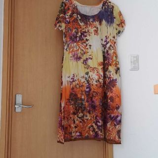 スカラー(ScoLar)の花柄ワンピース ガーゼワンピース　チュニック　ひまわり　未使用　ゆったり(ひざ丈ワンピース)