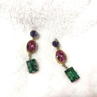 ミュウミュウ(miumiu)の定価5400円♡ビジュー♡ピアス(ピアス)