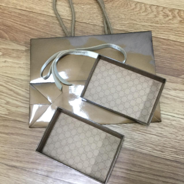 Gucci(グッチ)のGUCCI  空箱 紙袋 レディースのバッグ(ショップ袋)の商品写真