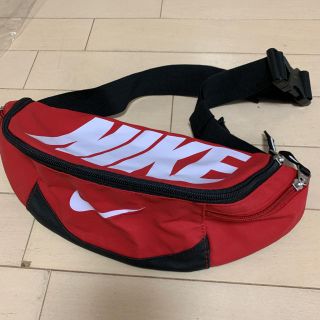 ナイキ(NIKE)のナイキ ウエスト ポーチ ボディバッグ(ボディバッグ/ウエストポーチ)