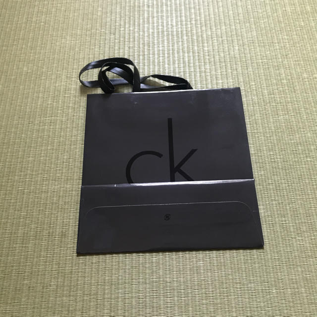 Calvin Klein(カルバンクライン)のカルバンクライン  紙袋 レディースのバッグ(ショップ袋)の商品写真